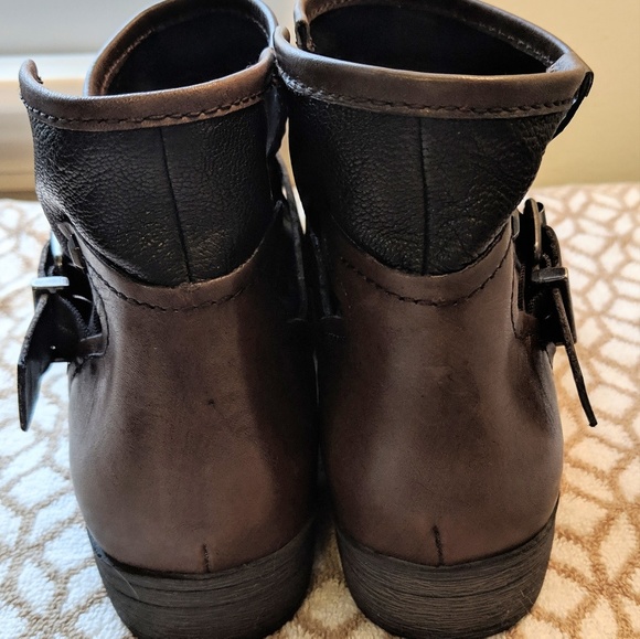 BCBGeneration Boots - Picture 5 of 6